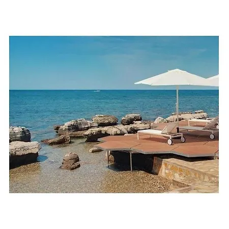 In With Swimming Pool * Umag