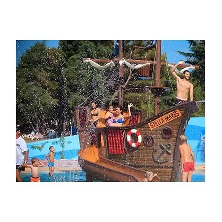 In With Swimming Pool Umago